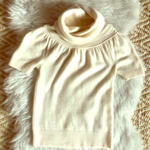 Aqua short sleeve off-white cashmere shell